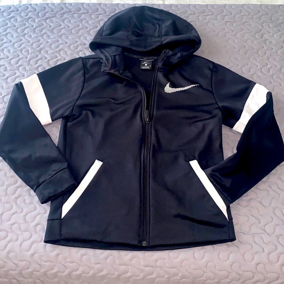 Nike Big Boys Warm Up/Training Zip-up Jacket in black - Picture 3 of 11
